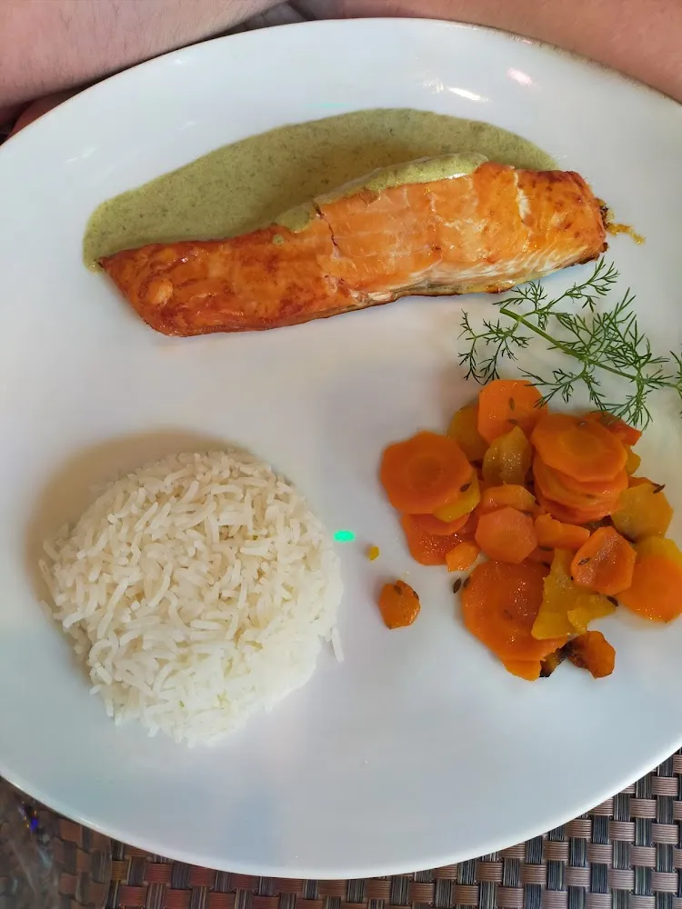 Pavé de Saumon A L'oseille